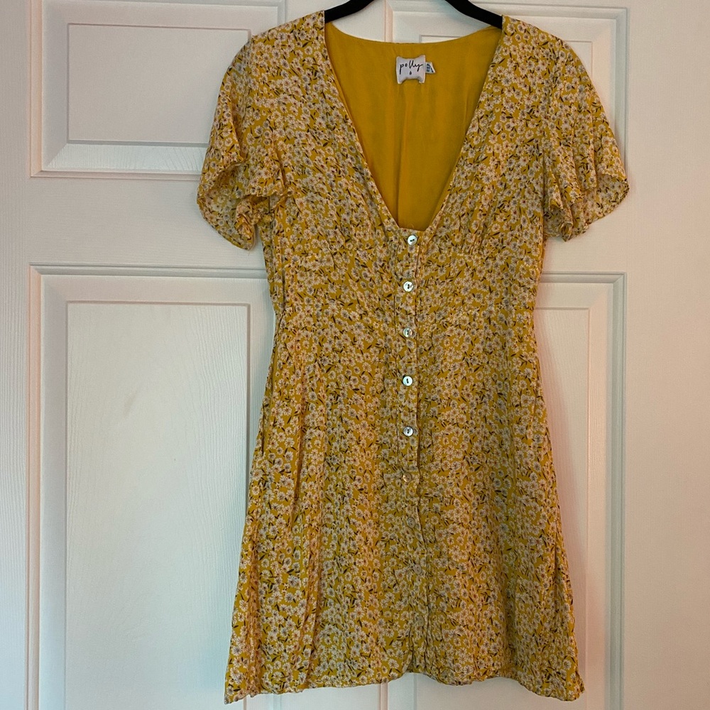 ❌SOLD❌ Princess Polly Dress - Picture 2 of 5